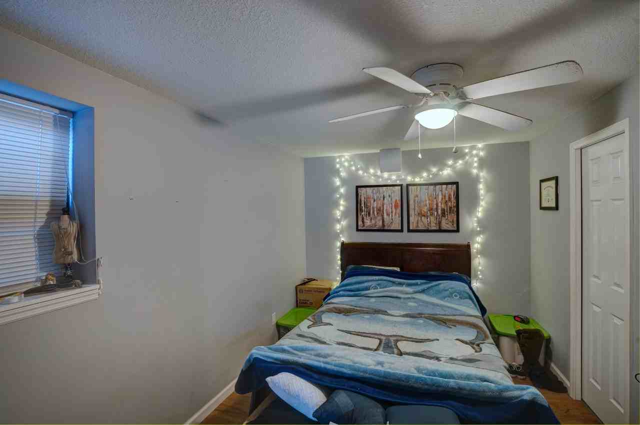 Campus Apartments East - Photo 6 of 11