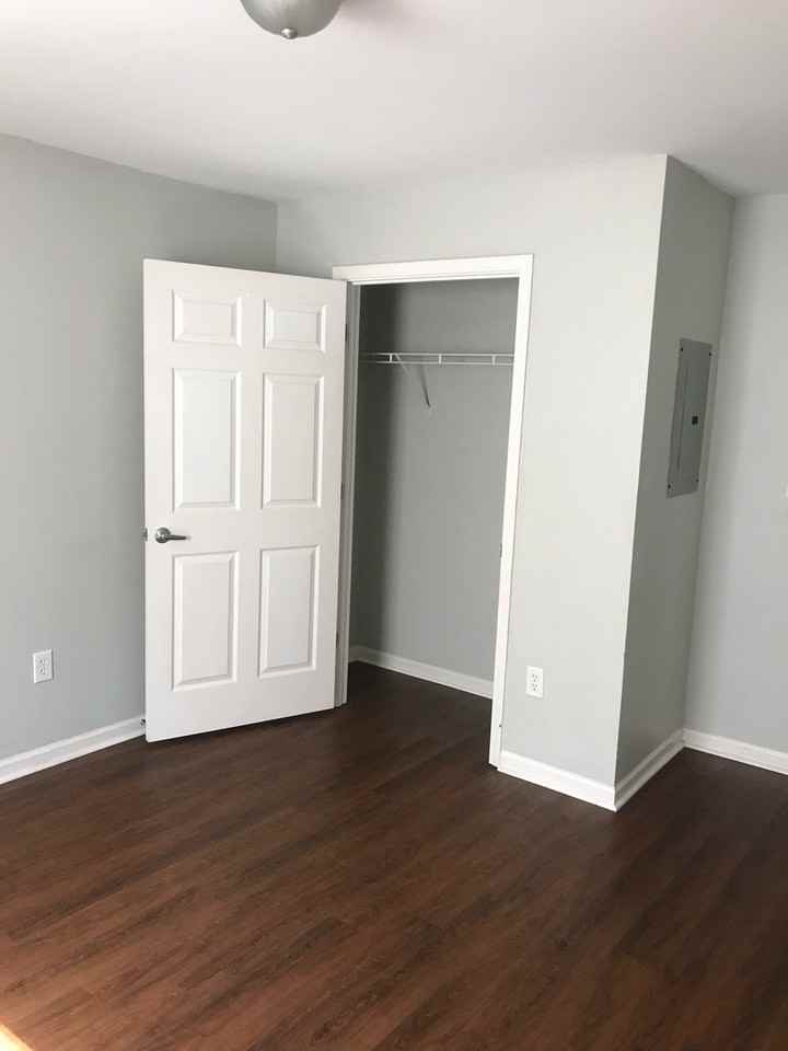 Fulton Place Apts. - Photo 6 of 13