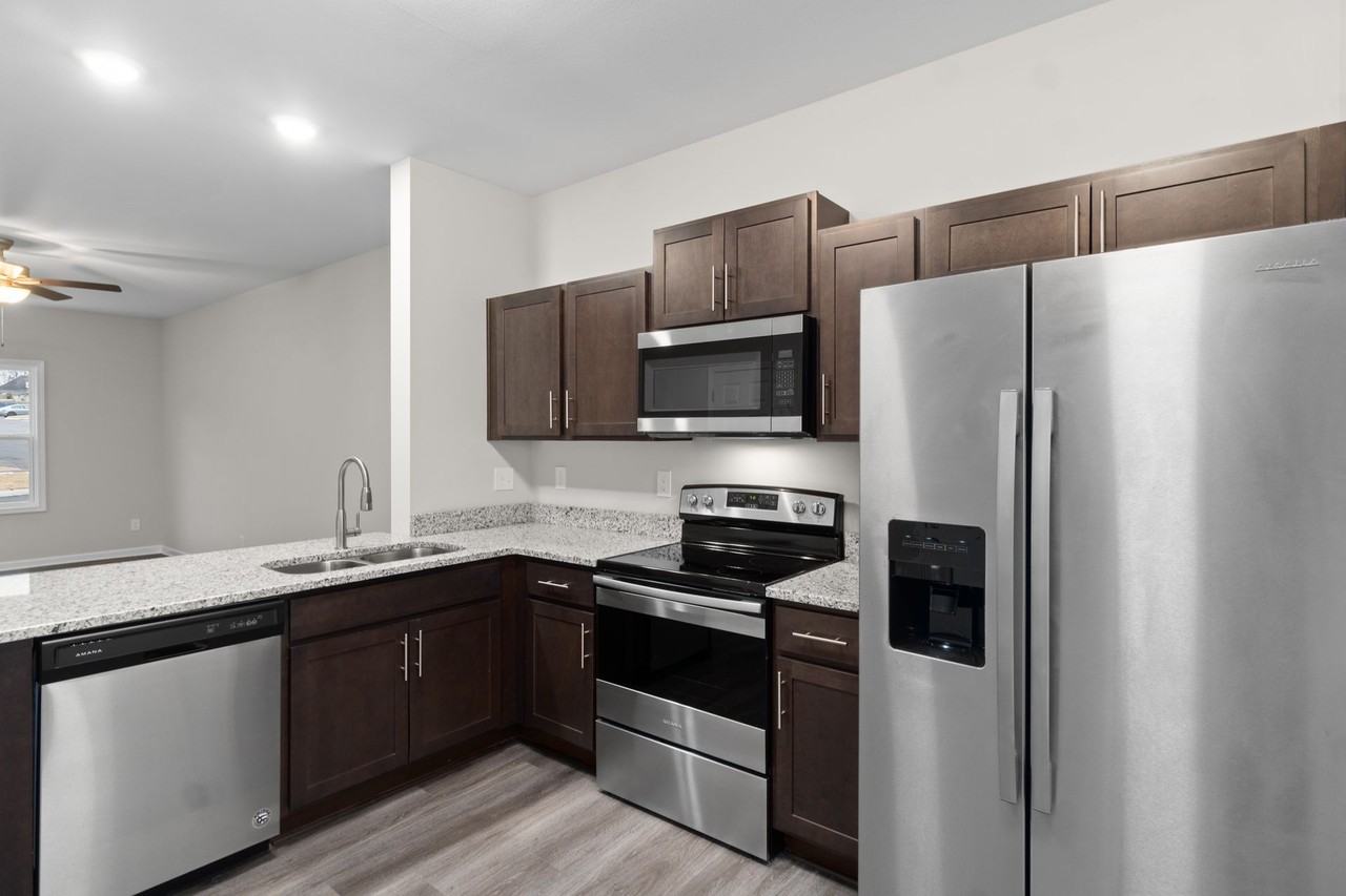 Old Towne Commons - Photo 7 of 31