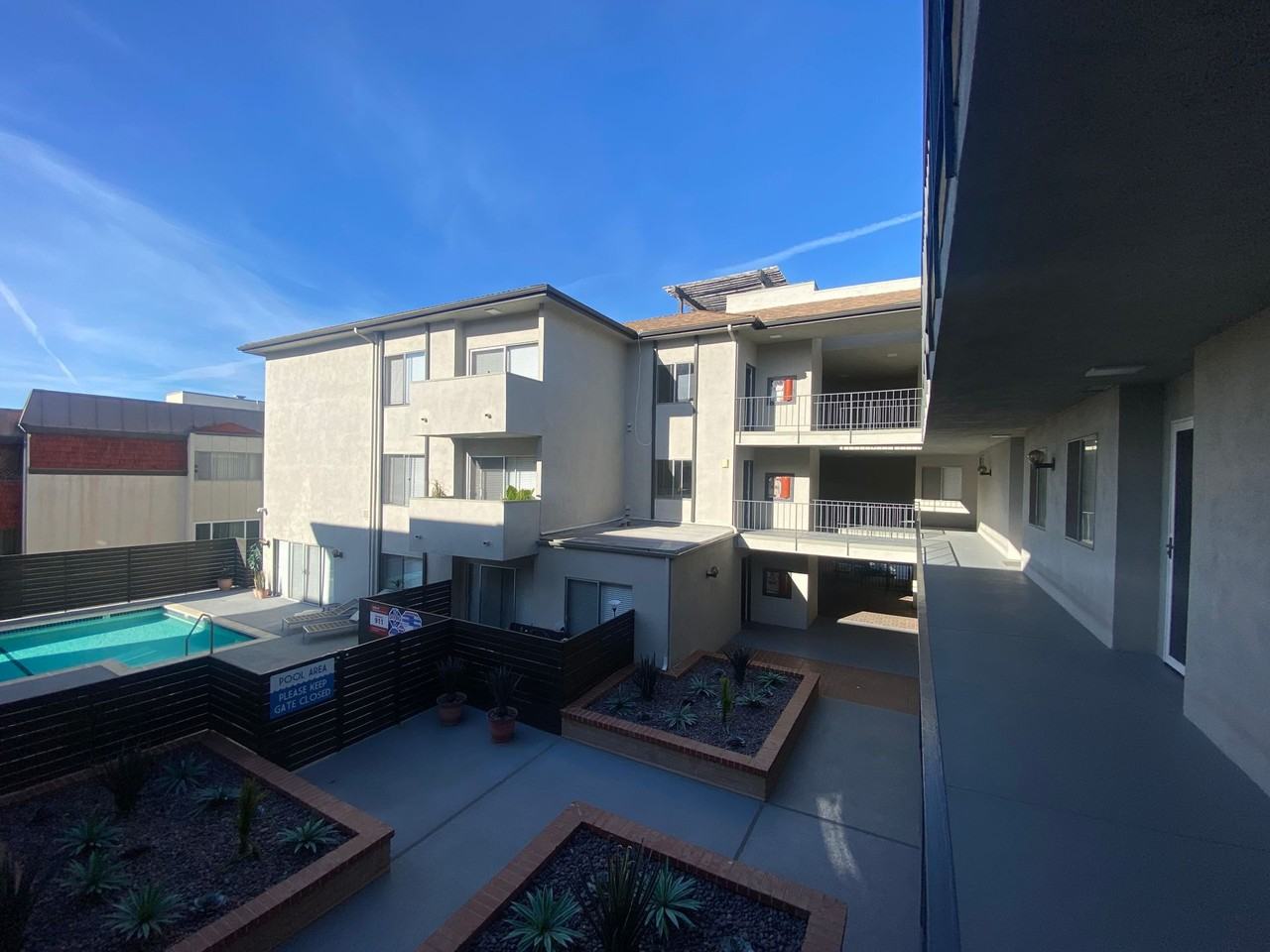 Windsor Place Apartments - Photo 5 of 11