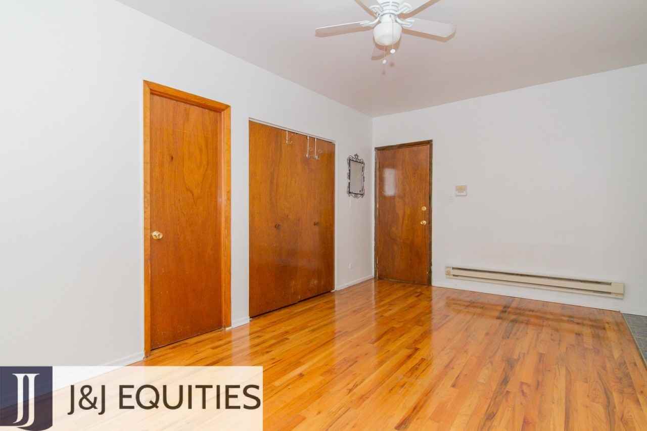 4501-4515 N Malden St - Photo 2 of 47