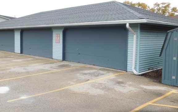 Waterford Apartments - Photo 5 of 15