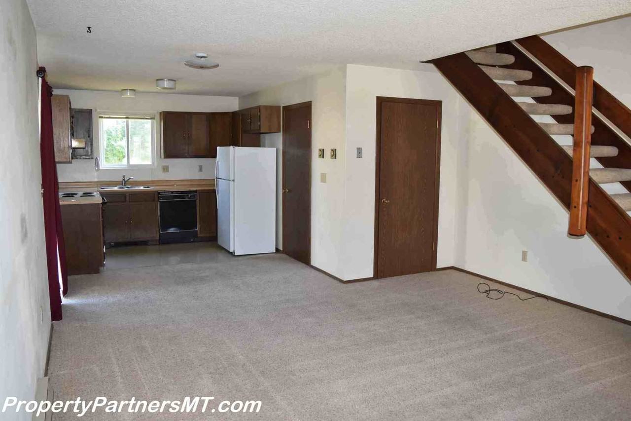 209 S 15th Ave - Photo 3 of 5