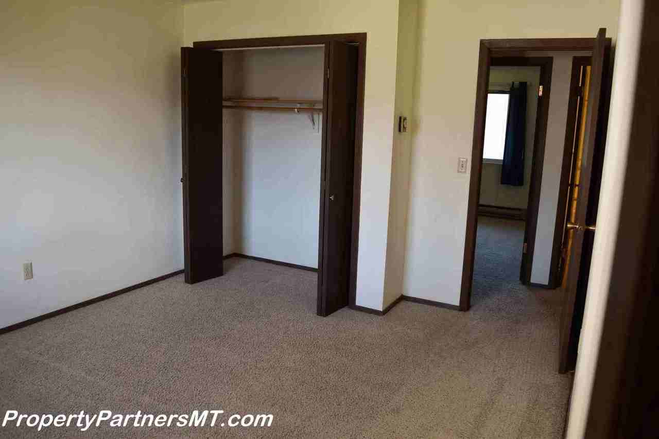 209 S 15th Ave - Photo 5 of 5