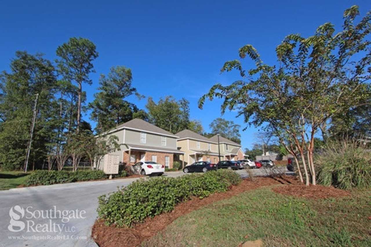 Magnolia Townhomes - Photo 5 of 50