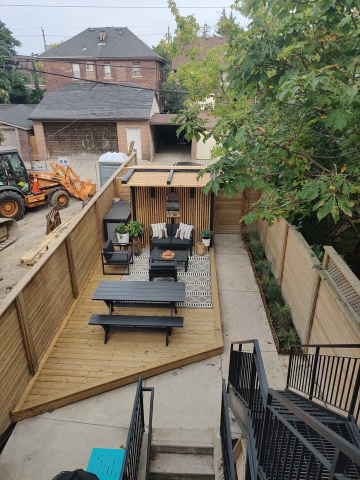 Ossington Ave & Bloor St W - Photo 3 of 11