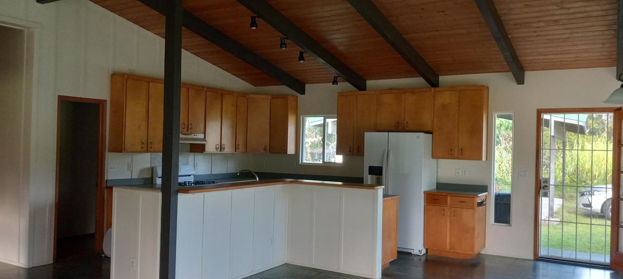 15-1433 25th Ave #1 - Photo 3 of 16