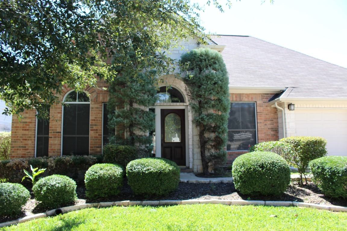 3513 Laurel Bay Loop - Photo 2 of 23