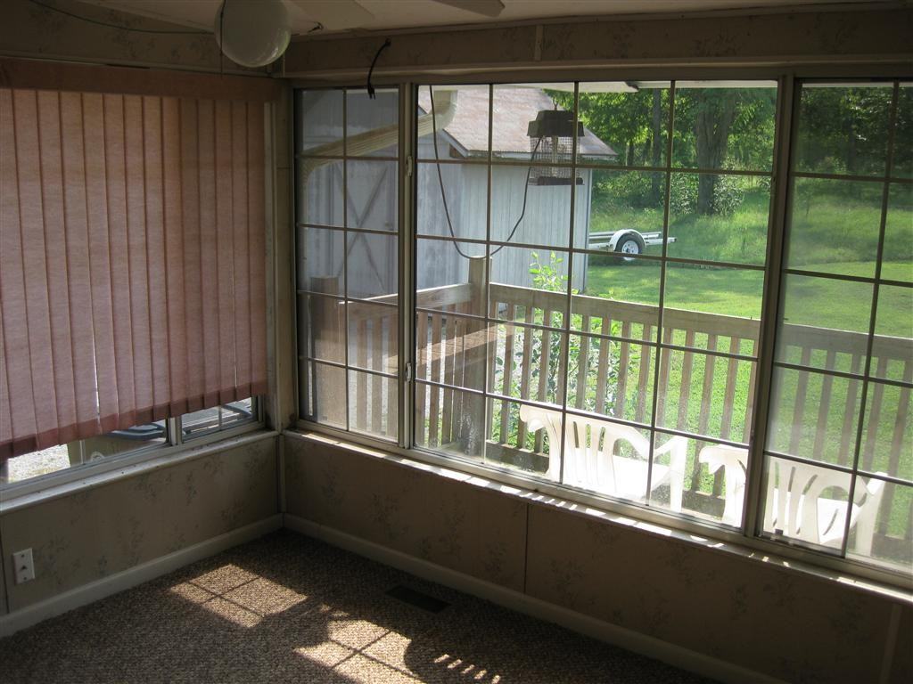 3857 Saunders - Photo 3 of 14