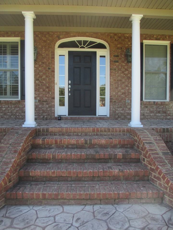 102 Montreux Ln - Photo 2 of 27