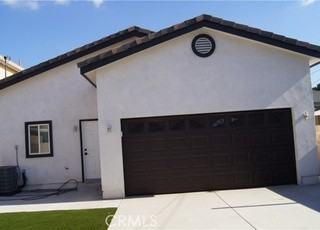 18425 Grayland Ave - Photo 2 of 20