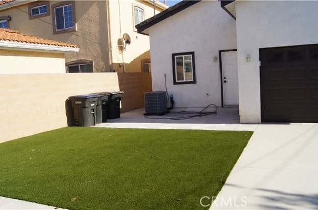 18425 Grayland Ave - Photo 3 of 20