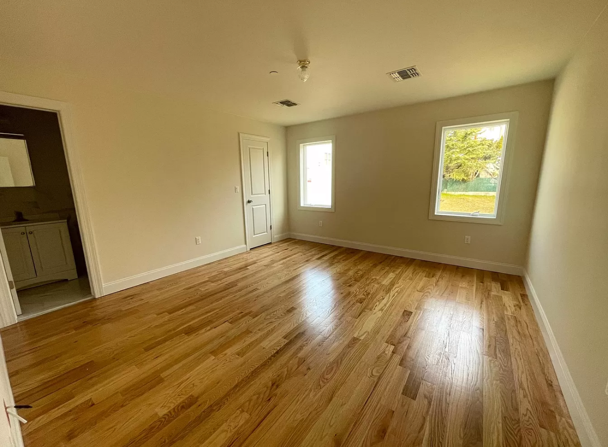 6261 Amboy Road 1f - Photo 2 of 10