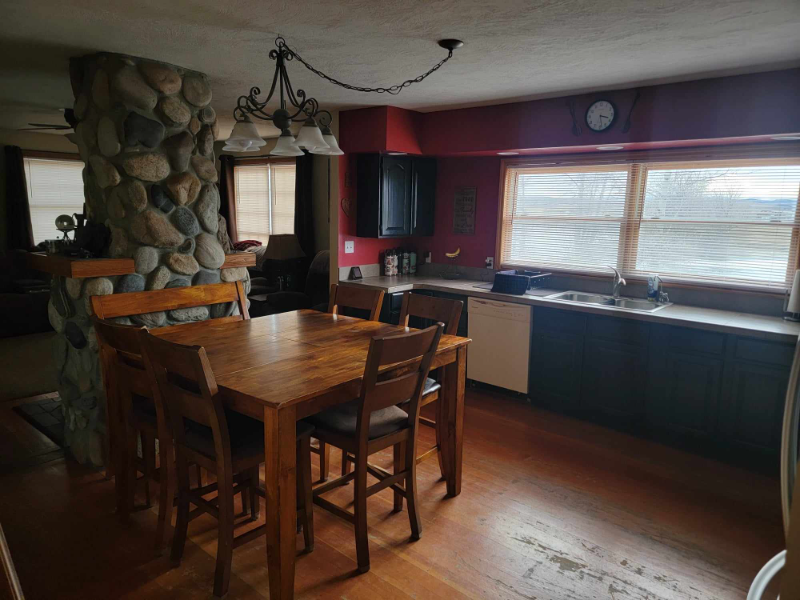 2227 Bench Rd - Photo 3 of 50