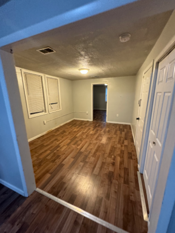 598 Pine St #4 - Photo 2 of 6