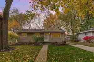 featured image of Iowa Street