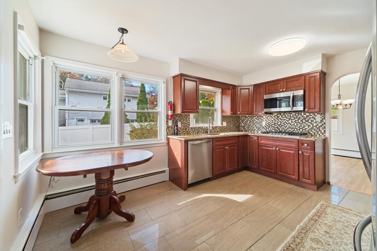 181 French Hill Road - Photo 3 of 16