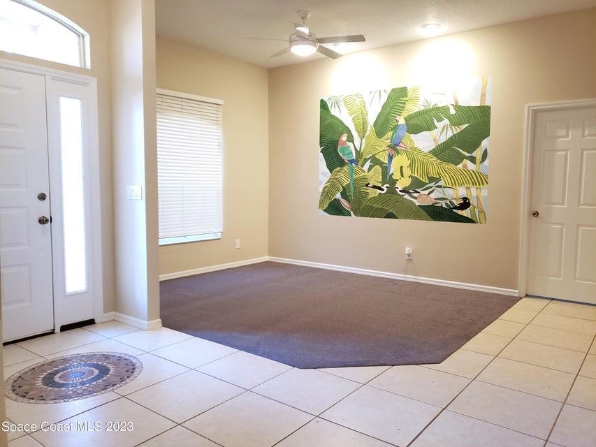 280 Carmel Dr #1 - Photo 3 of 11