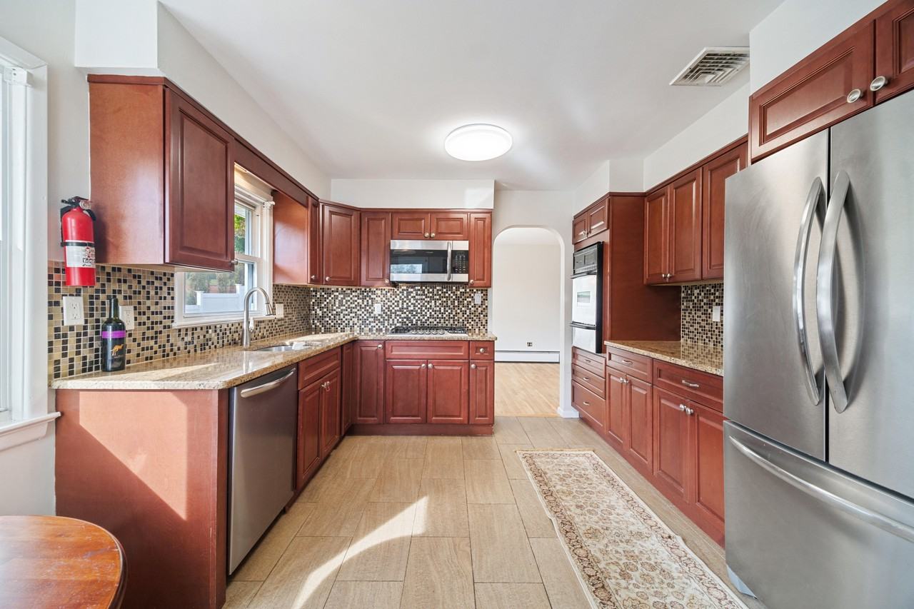 181 French Hill Road - Photo 2 of 16