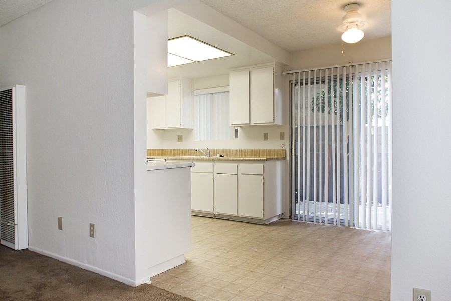 Whitaker Apartments - Photo 6 of 8