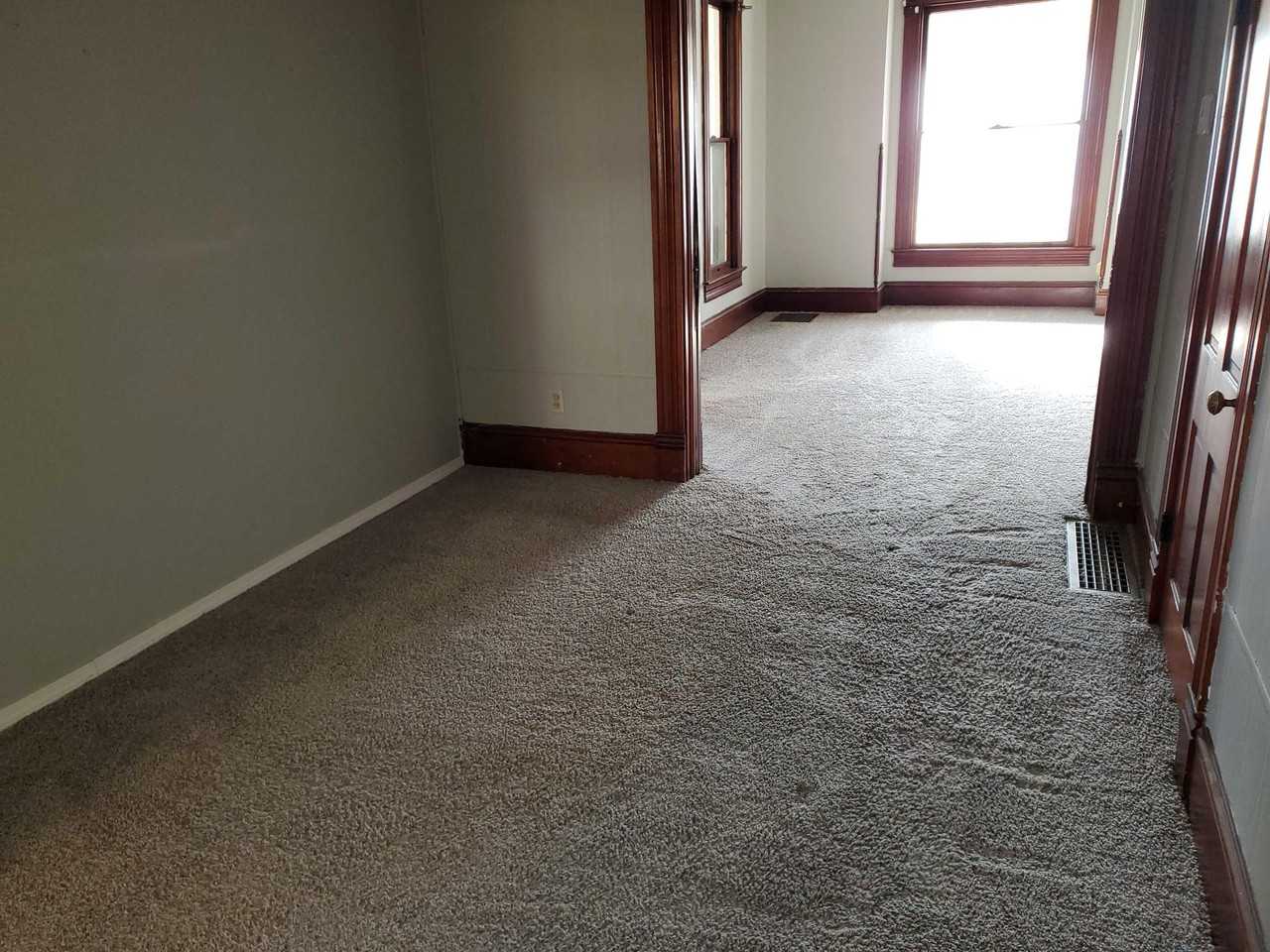 1105 Avenue F #1105LOWER - Photo 5 of 13
