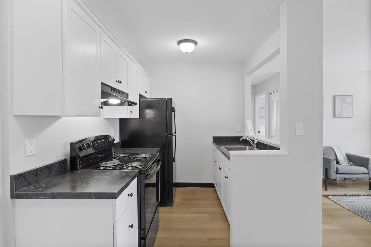 608 7th Ave #17 - Photo 2 of 19