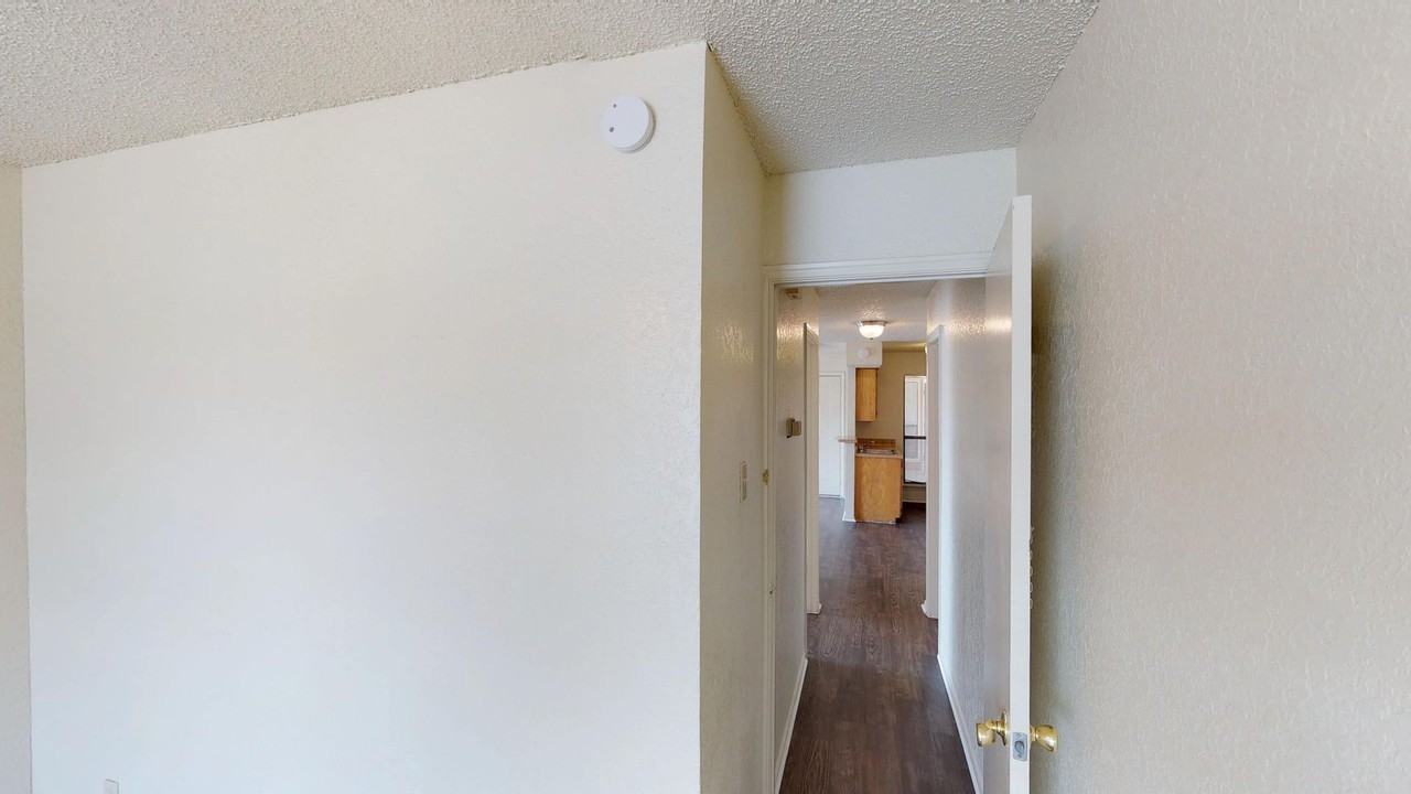 Prairie Oaks 1018 - Photo 2 of 18