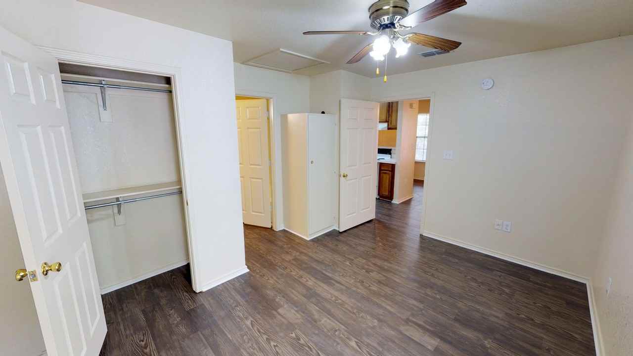 Brighton Place - Photo 6 of 9