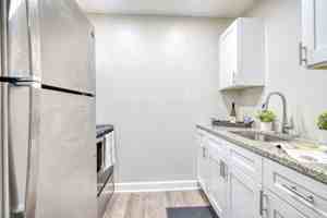 featured image of 814 Southeast 5th Avenue