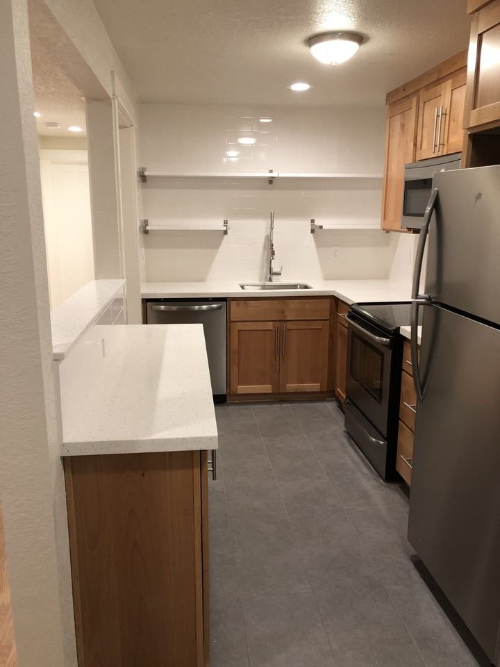 Juneau Apartments - Photo 5 of 23