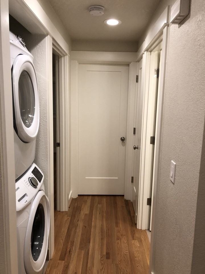 Juneau Apartments - Photo 4 of 12