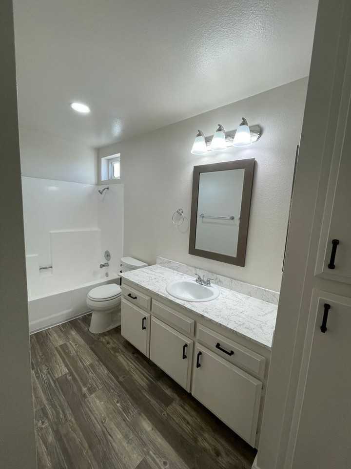 Landmark Gardens - Photo 2 of 50