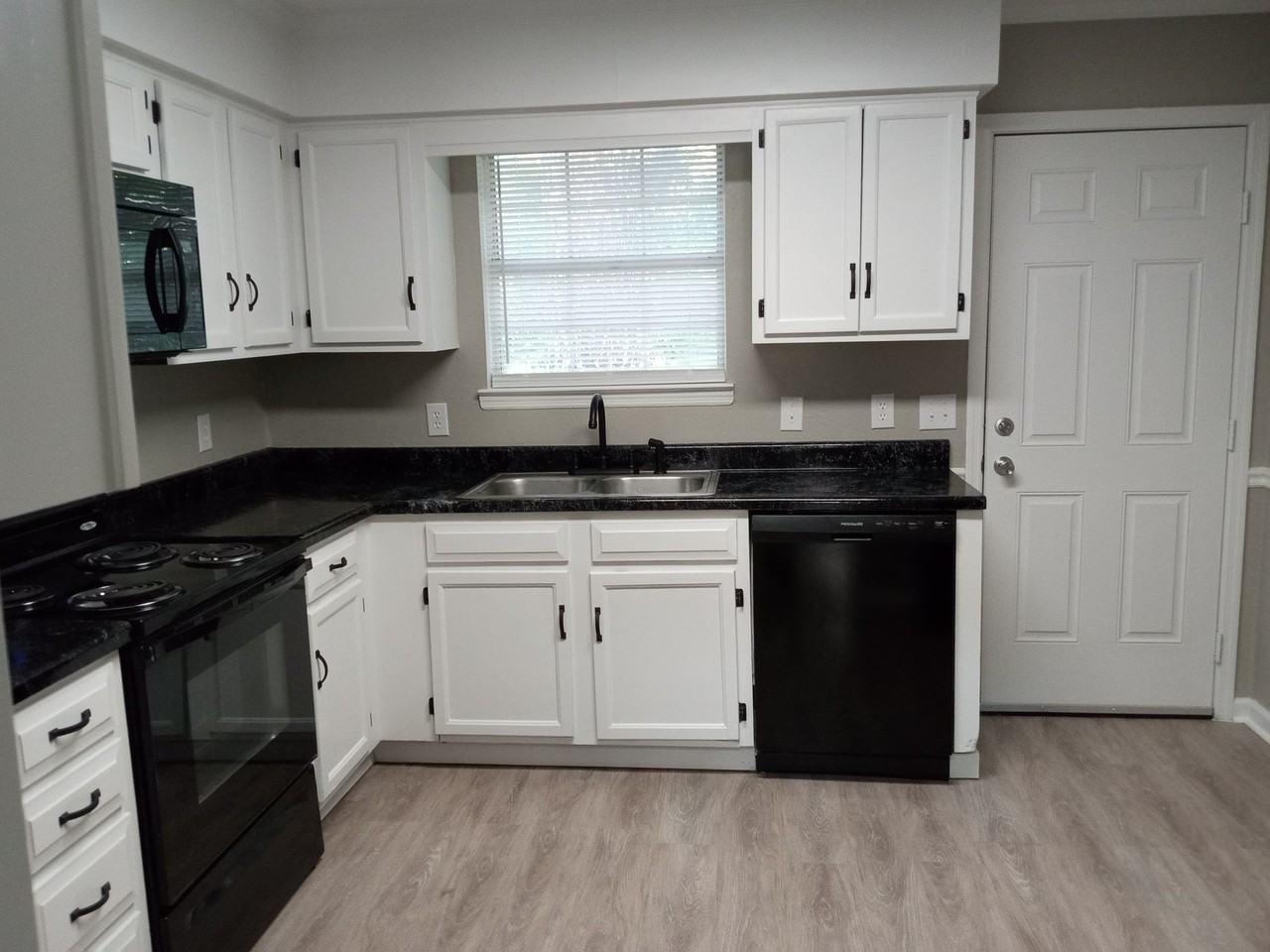 Glen Ridge - Photo 4 of 22