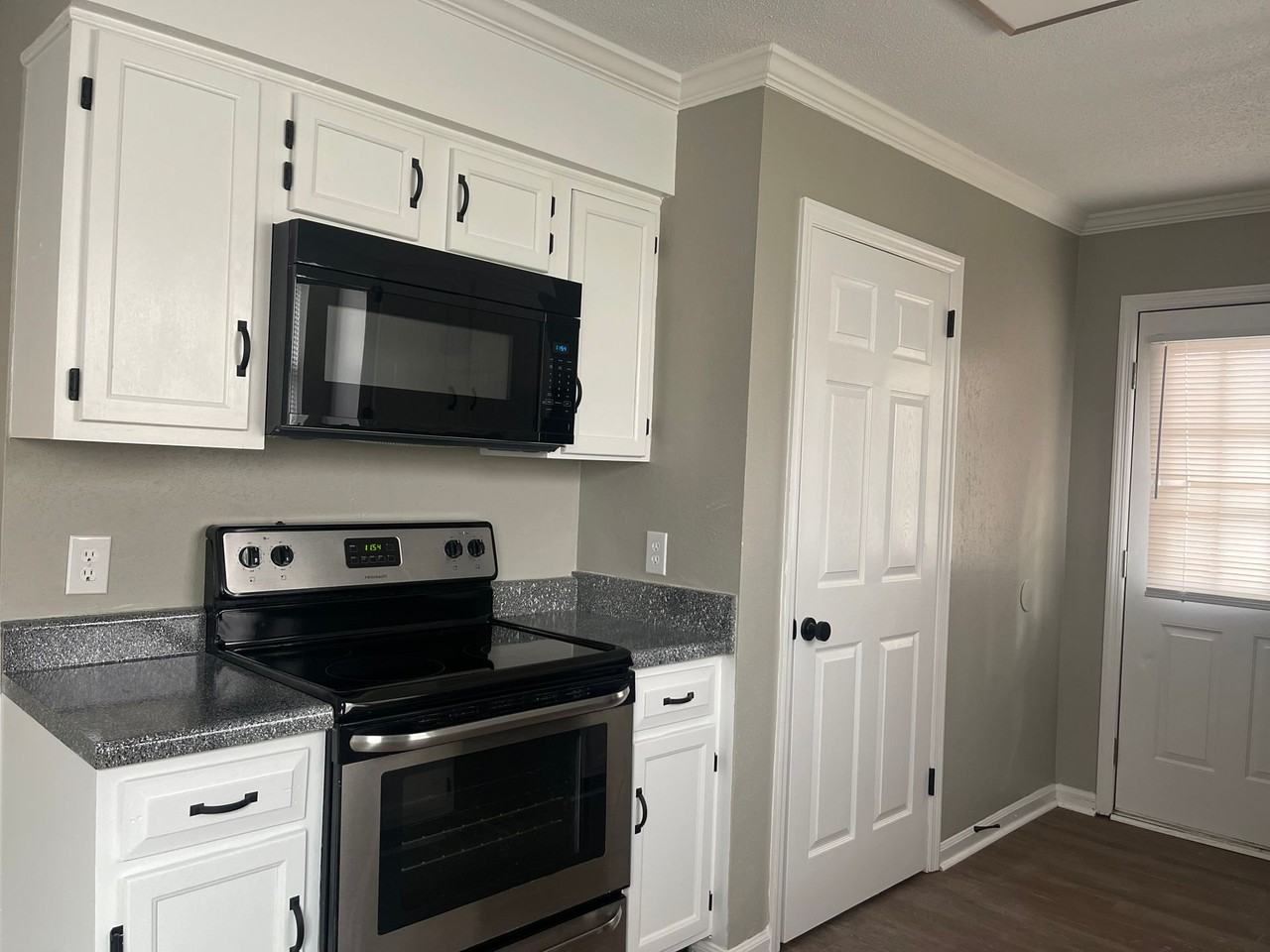 Glen Ridge - Photo 5 of 22