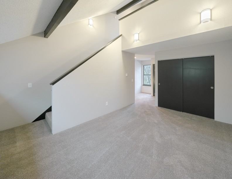 Willow Creek Holdings - Photo 3 of 21