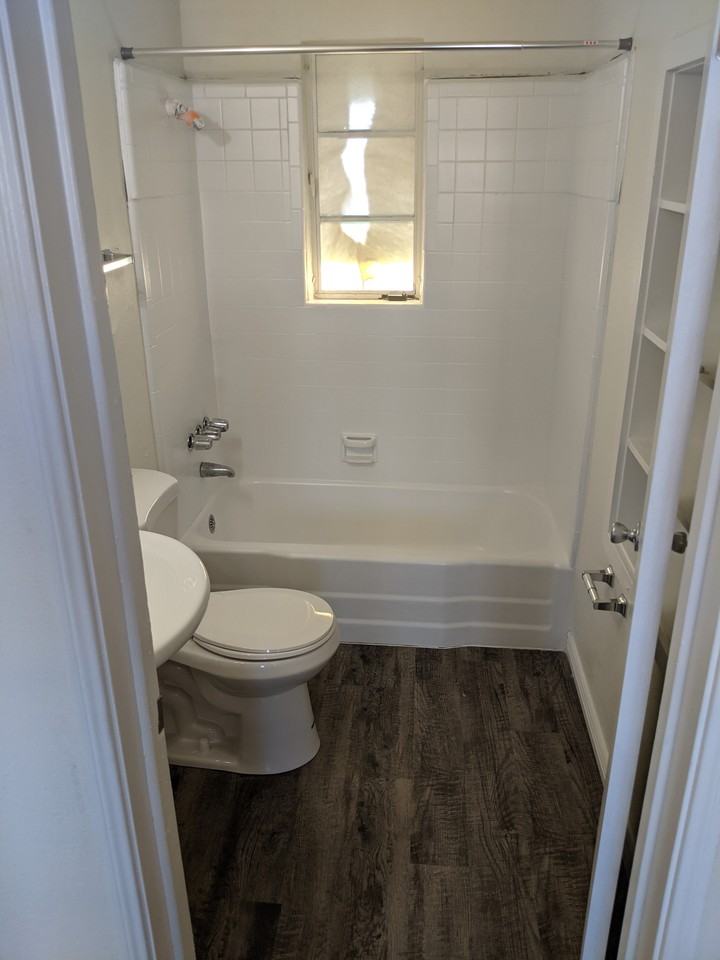 Villas at 5850 Apartments - Photo 2 of 5