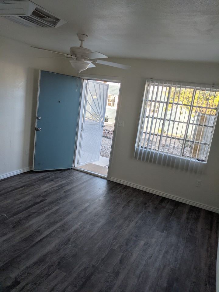 Villas at 5850 Apartments - Photo 4 of 5