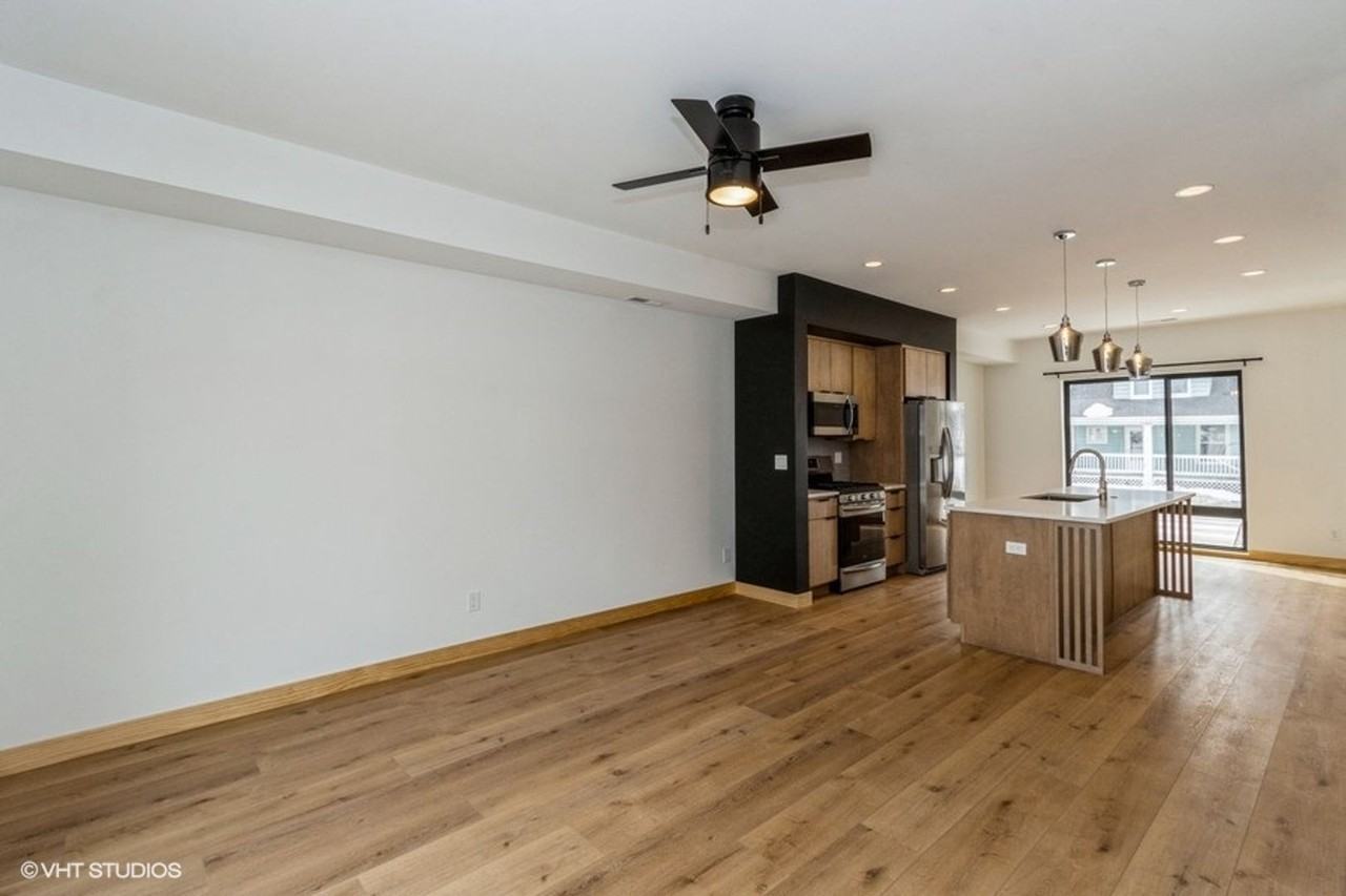 Park Lane Townhomes - Photo 2 of 15