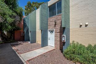 2 bedroom 1.5 bathroom in the heart of Phoenix - Photo 1 of 1