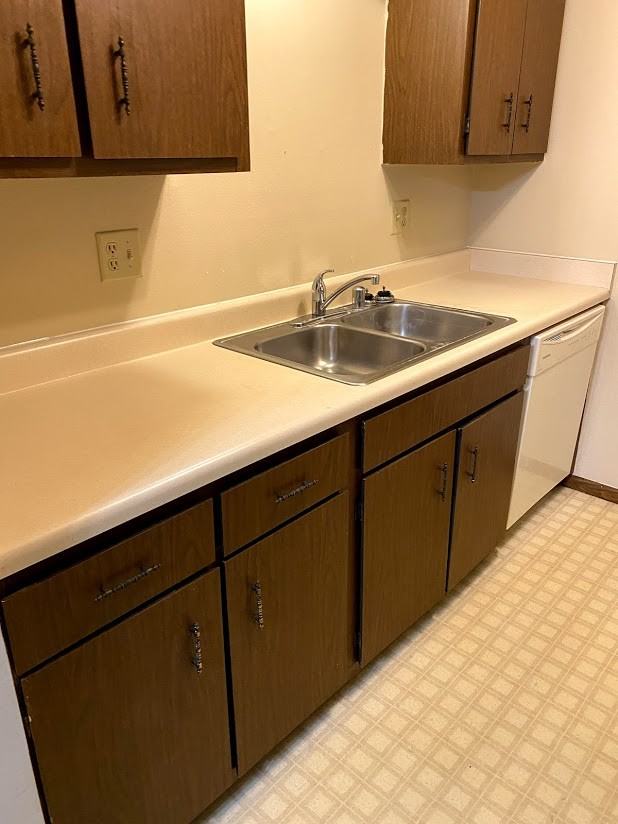 761-763 S. River Rd. - Photo 5 of 11