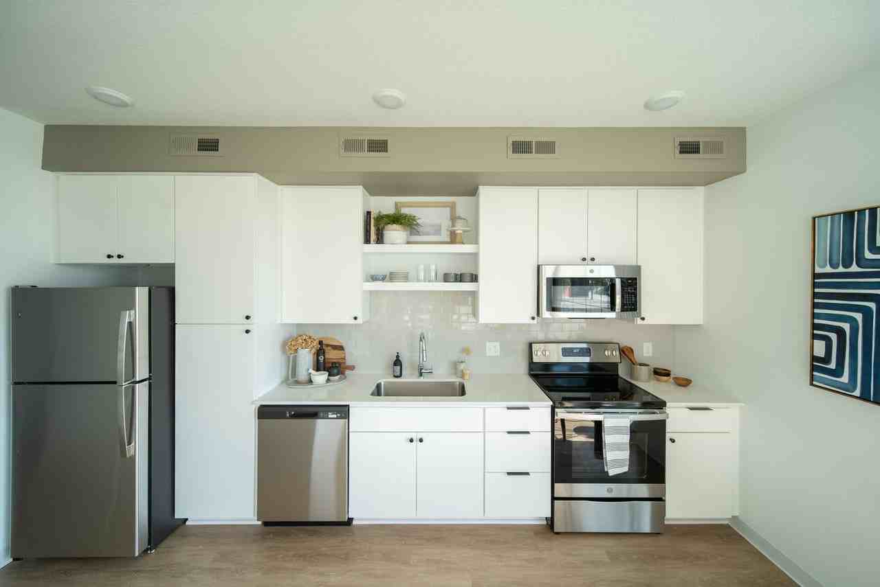 District Lofts ll Apartments - Photo 7 of 46
