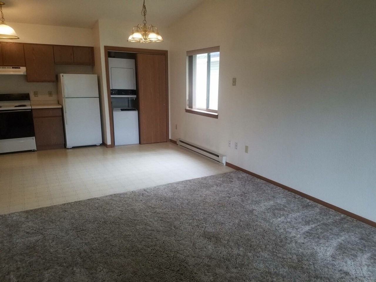3013 Bongey Dr - Photo 3 of 14