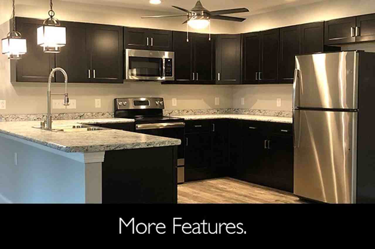 Avington on North Elm - Photo 4 of 10