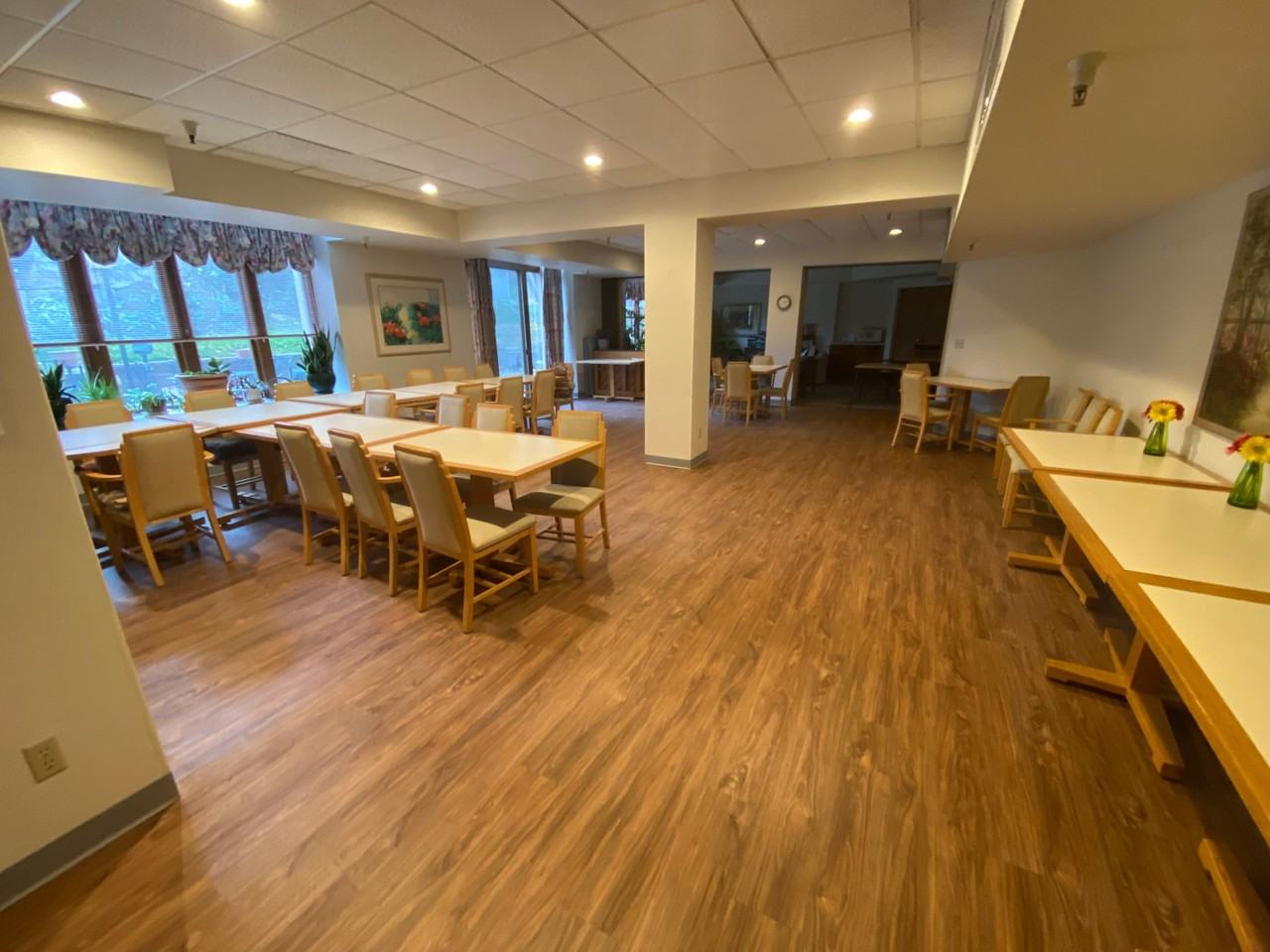 Salzer Square Apartments - Photo 3 of 7