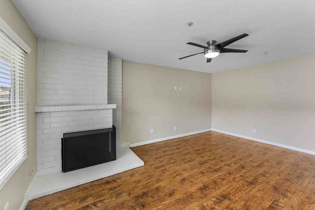 Washington Place - Photo 6 of 28