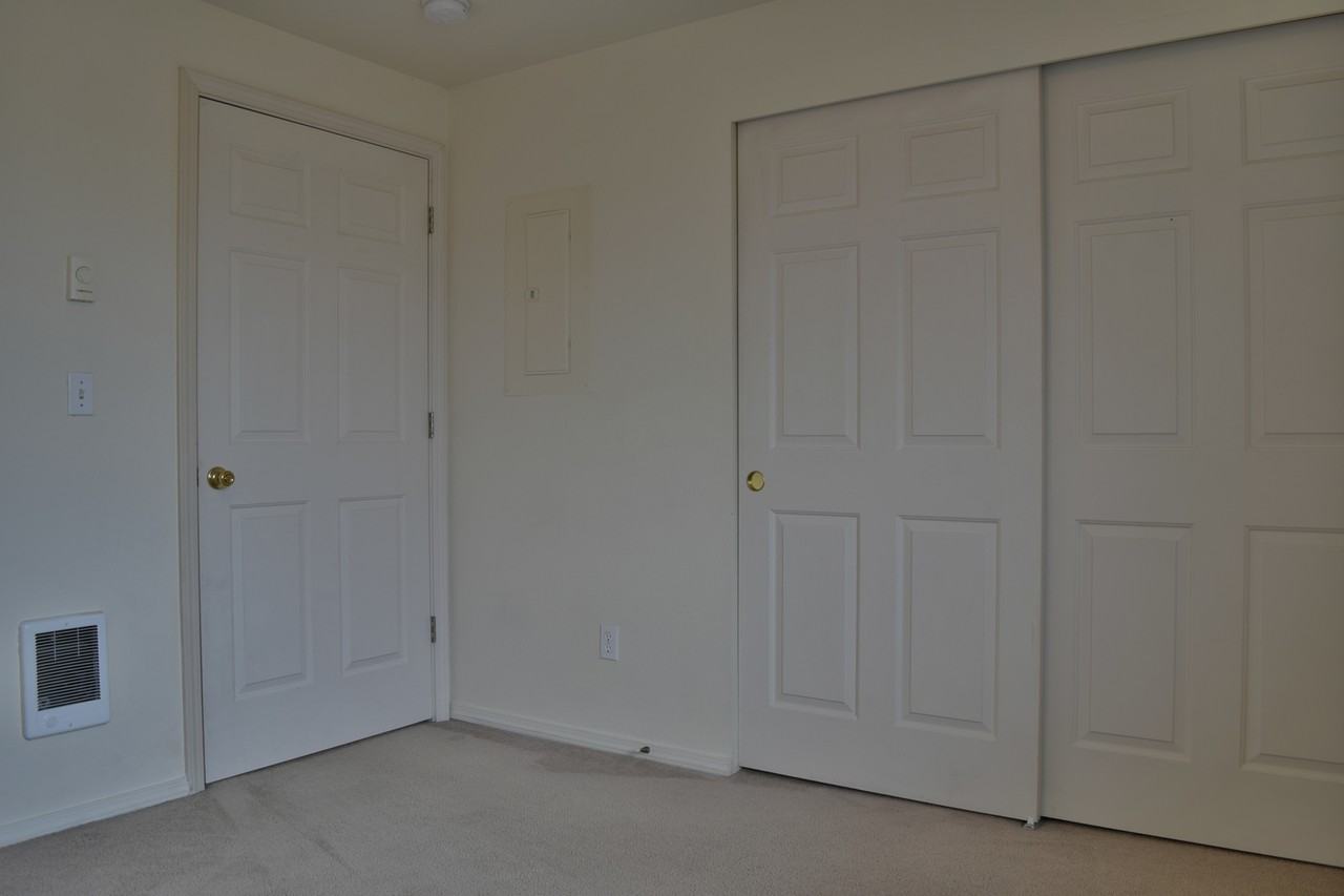 Grayson Apartments - Photo 7 of 15