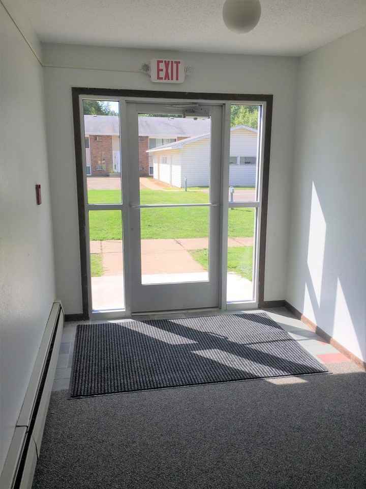 Eveningside Apartments - Photo 5 of 32