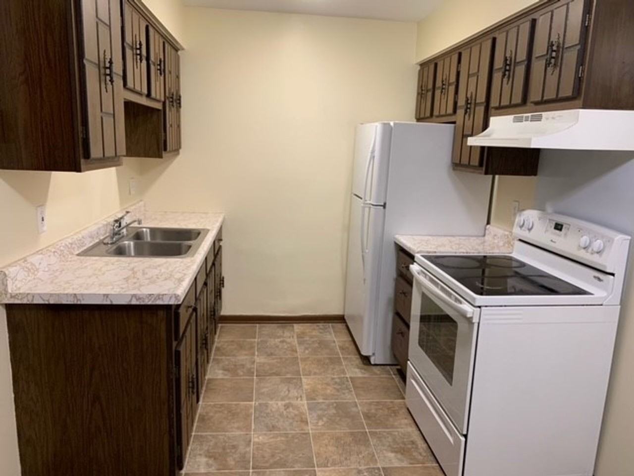 Eveningside Apartments - Photo 7 of 32