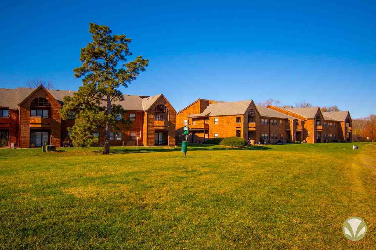 MEAD - Photo 5 of 39