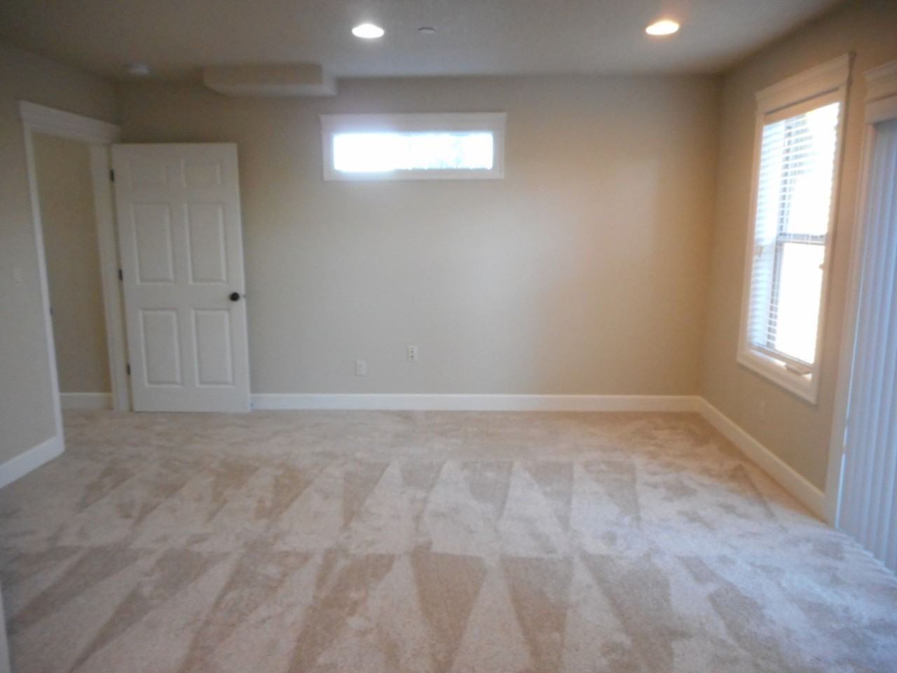 1555 Dolores Way Se - Photo 5 of 43